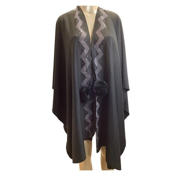 MARC New York Andrew Marc Fuzzy Bedazzled Poncho Sweater Wrap One Size. New - Picture 1 of 7